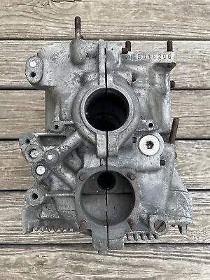 Volkswagen Engine Case 1968-1969 1500cc VW H5016296 USA/Canada W/Studs • $325.50