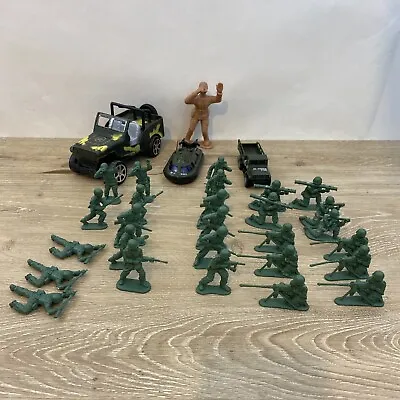 Lot Of 31 Plastic Soldier And Vehicles Model Toy - Military Plastic Soldier • $18.79