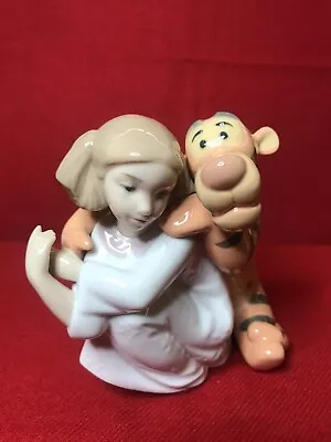👑Nao By Lladro No.1595 Hugs With Tigger Disney Winnie The Pooh Mint Condition • £135