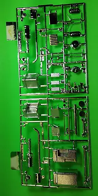 Mack DM600 1/25 Big Rig Semi Chrome Sprue Bulldog Fuel Tank Model Truck Part Lot • $19.99