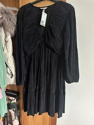 H&M Pleated Jersey Dress • £10