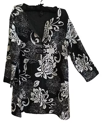 TAKING SHAPE Black & White Print Kimono Jacket -Size 16 WORN ONCE • $50