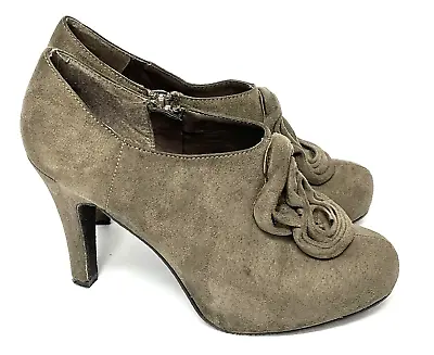 Madden Girl Women's Shoes Booties Sz 9 Rhiana Ankle 4” Heels Gray Taupe Flower • $9.16