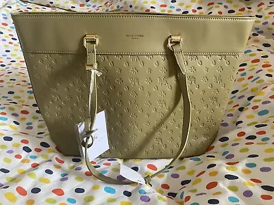 David Jones Olive Green Bag • £15