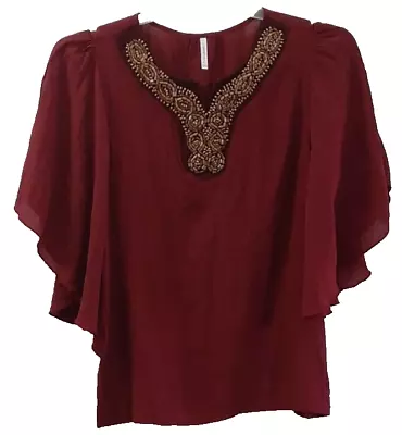 PASSPORTS Women's Size S Red Batwing Sleeve V-Neck Accented Top • $7.99