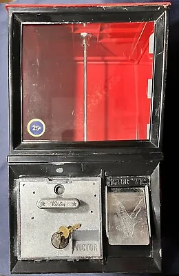 Victor “77” 25¢ Vending Machine Vintage Works Gum Gumballs • $59