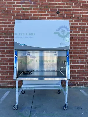 Labconco 302419101  Logic Plus Series Biosafety Cabinet 4 Ft Class II Type A2 • $4400