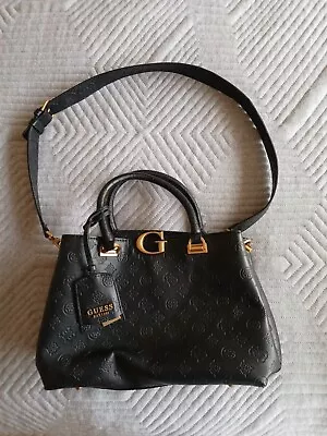 Black Ladies Guess Shoulder/ Handbag  • $45.99