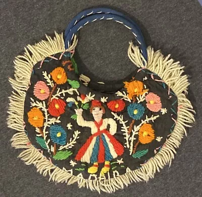 Vintage Yarn Embroidered Floral Purse Lunch Handbag - Plastic Waterproof Lined • $14.99