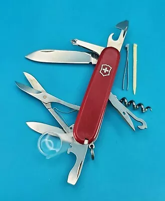 Victorinox Explorer Red Swiss Army Knife W/ Magnifying Glass!  UW BARC LAB 2018  • $37.37