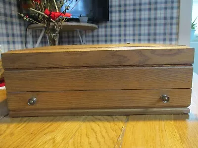 VINTAGE OAK WOODEN FLATWARE SILVERWARE CHEST W/DRAWER Maroon Lining • $60