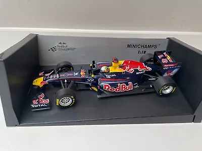 Minichamps 1:18 2011 Red Bull Racing Renault RB7 Sebastian Vettel No.1 Champion • $124.34