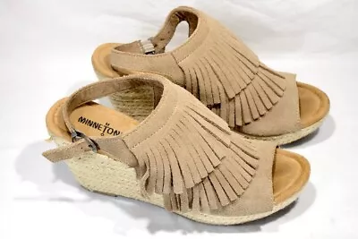 Minnetonka Sandals Womens 8 Ashley Fringe Espadrille Wedge 71312 Taupe Suede • $26.99