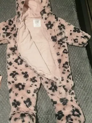 Tesco Baby Girl Pink And Black Fluffy Pramsuit Snowsuit 6-9 Months • £3.50