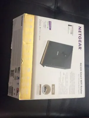 NETGEAR R6300 SMART WIFI ROUTER W/ POWER  CORD & ETHERNET CORD. Original Box • $24.85