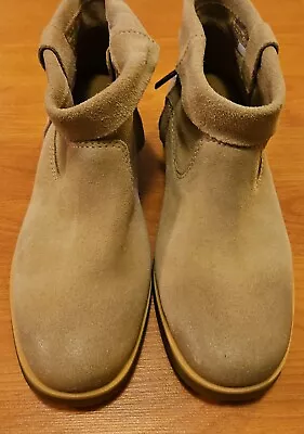 New UGG JOSEFENE Short Cuff Suede Boots Size 6.5 Sand Beige DISPLAY MODEL • $45