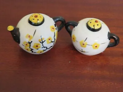 Vintage Salt & Pepper Tea Pot And Sugar Bowl Asian Design Ginger Jar Shape • $18.99