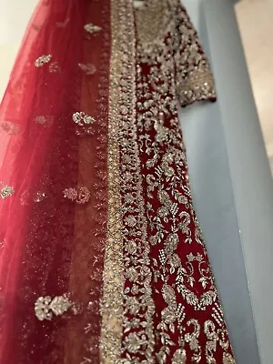 £1999 • Buy Desi Indian/Pakistani Wedding Bridal Lengha Maxi Dress With Trail & Matching Bag