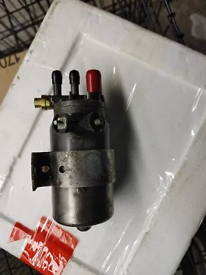 Mercedes W111  280se 3.5. Coupe Carbrio Flachkühler Fuel Pump. NLA RARE 30PSI • $1018.96