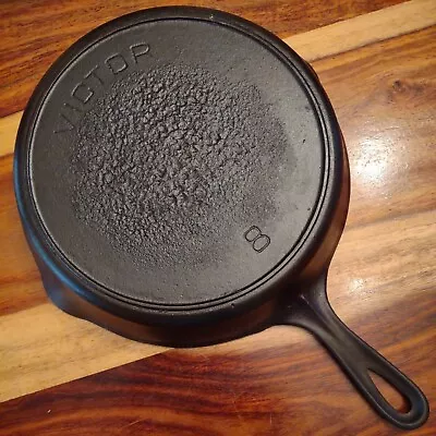 VICTOR Cast Iron Skillet #8 Heat Ring Circa 1910 Fully Seasoned. • $48