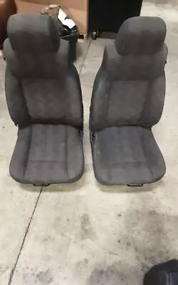 Jeep TJ Wrangler OEM Driver And Passenger Front Seats 2003-2006 95413 • $360