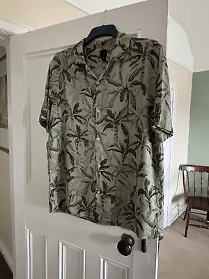 H&M Men’s Green Palm Tree Print Short Sleeve Hawaiian Shirt M • £3