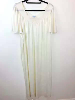 Vintage Lorraine Long Nightgown Off White Size 18-20 Short Sleeve ~ Flaws • $1.99