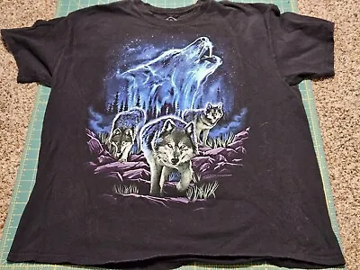 DOM Spirit Wolf T-Shirt XLarge Howling Wolfpack Starry Night EUC Tshirt  • $9.50