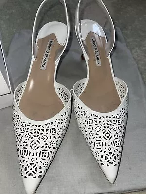 Carolyne Manolo Blahnik Laser White Patent Shoes Slingback Kitten Heel EU 40.5 • $325