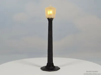 O Scale Street Lamp / Street Light / Lamp Post - Amber • $8.83