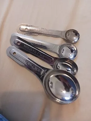 Vintage Metal Nesting Oval Measuring Spoons Set Of 4 • $9