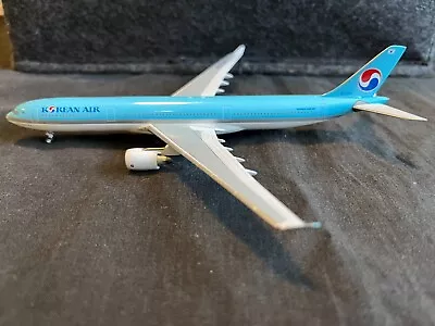 Loose Diecast Plane 1:400 Korean Air Airbus A330-300 Aero Classics • $50