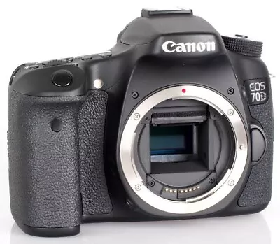 Canon EOS 70D 20.2 MP DSLR Camera Camera Body Only  - Black • $700