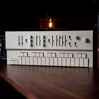 Vongon REPLAY Polyphonic Synthesizer • $899