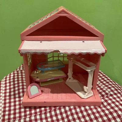 £15 • Buy Sylvanian Families Madeline’s Boutique ,also Shoe Display .pink