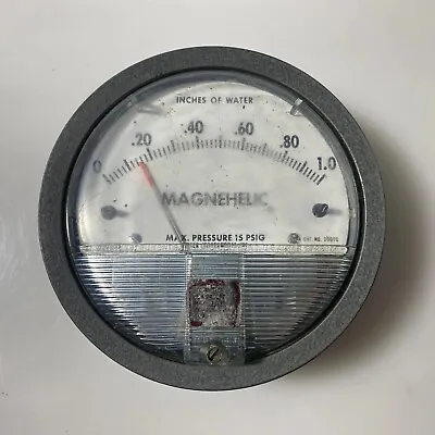 Dwyer Magnehelic Pressure Gauge 2001 C-inches Of Water 0-1.0 • $19.99