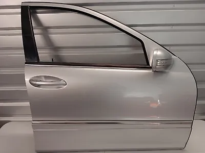 05-07 Mercedes W203 Front Right Passenger Side Complete Door W/Side Mirror • $616.55