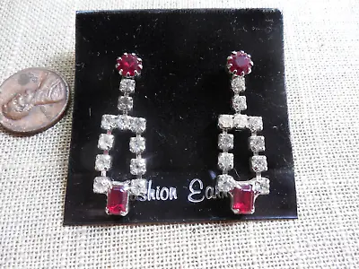 Vintage NOS Pr Austrian Crystal Red 1 1/4  Drop Pierced Earrings A1 #4 • $2.99