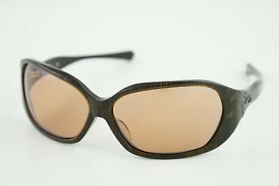 Oakley BETRAY Sable / VR28 Black Iridium Women #05-897 64-13 • $43.50