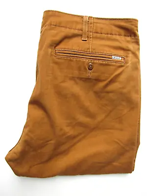 Levi's Men's Slim Chino Trousers Big E W36 L30 Golden Brown Stretch LEVF177 • £39.99