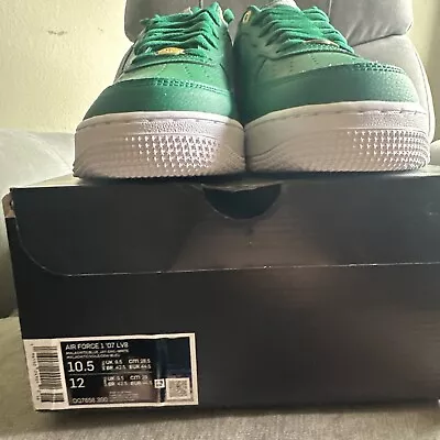 Nike Air Force 1 '07 LV8 'Malachite' DQ7658 300 Men's Basketball Shoes Size 10.5 • $150