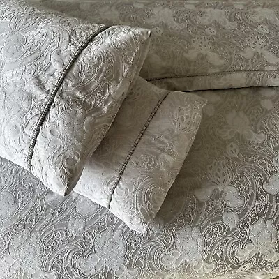 Sanderson King Size Bedding • £16