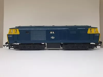 Triang Hornby R758 BR Blue Hymek Class 35 Diesel Locomotive D7063 • £0.99