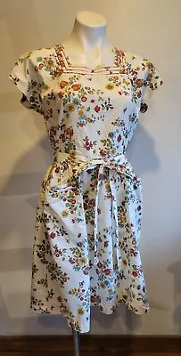 Vintage SWIRL Floral Wrap Day Dress Apron 40s 50s 60s One Size • $85