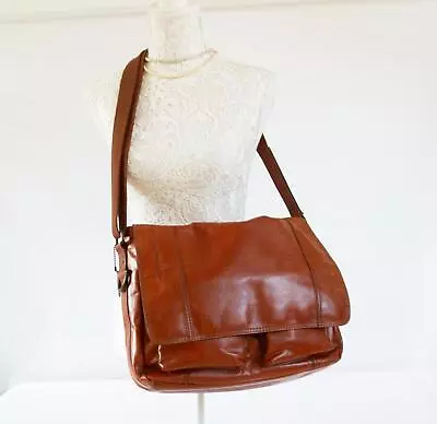 Fabulous FOSSIL Tan Leather Large Mens Messenger Cross Body Satchel Bag • £65