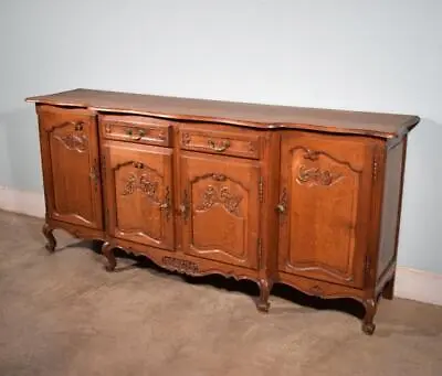 *Large Vintage French Louis XV Sideboard/Buffet In Solid Oak With Carved Doors • $2325