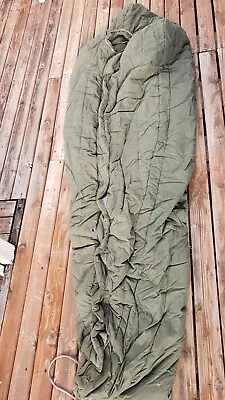 US Army Military Intermediate Cold Weather Sleeping Bag Broken Zipper Stains • $36.99