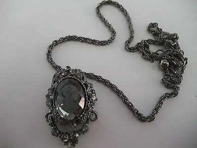 GOTHIC STEAMPUNK GREY HOLOGRAM CAMEO DIAMANTÉ DARK SILVER PENDANT NECKLACE  New • £8.99