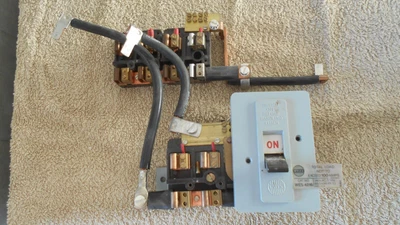 £14.99 • Buy Wylex Wes 4216 Consumer Unit Main Switch And All Inner Parts.