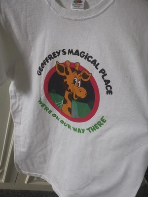 £15 • Buy Christmas Xmas Jumper T-shirt Toys R Us Retro Nostalgia Medium M 